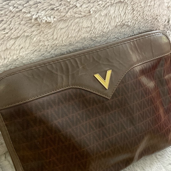 💼 MARIO VALENTINO CLUTCH💼 - Picture 3 of 13